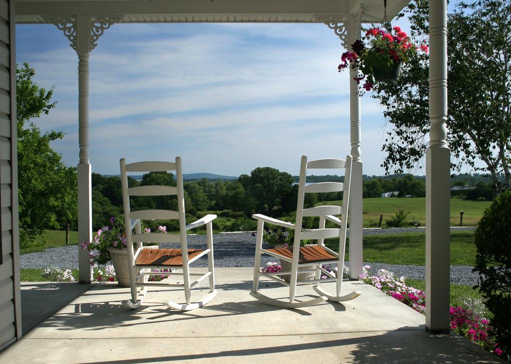 The At Westwynd Farm Bed & Breakfast
