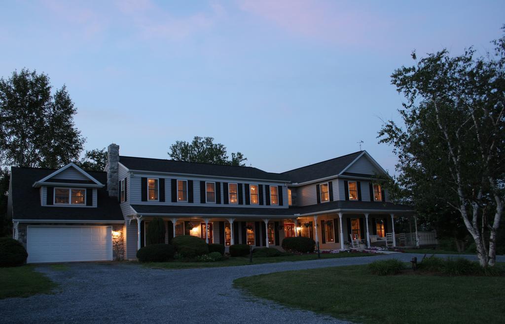 The At Westwynd Farm Bed & Breakfast