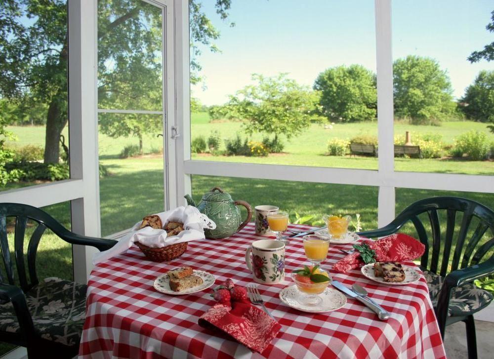 Bed & Breakfast The At Westwynd Farm