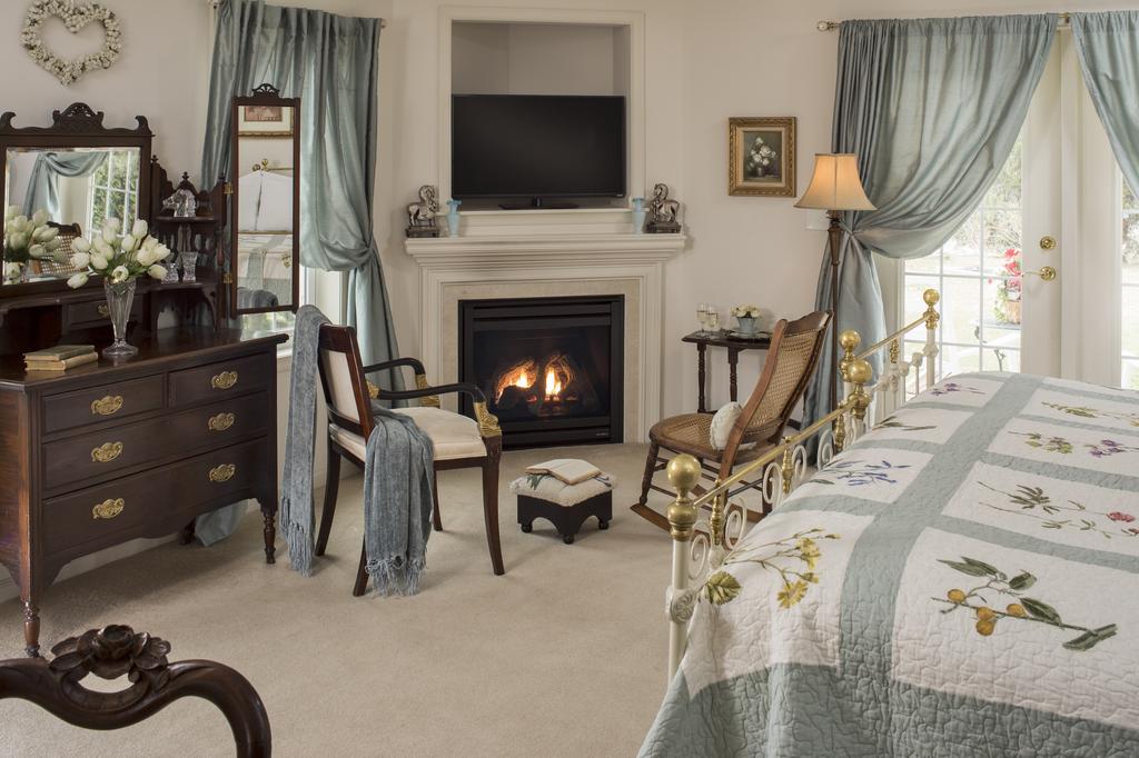 The At Westwynd Farm Bed & Breakfast 4*
