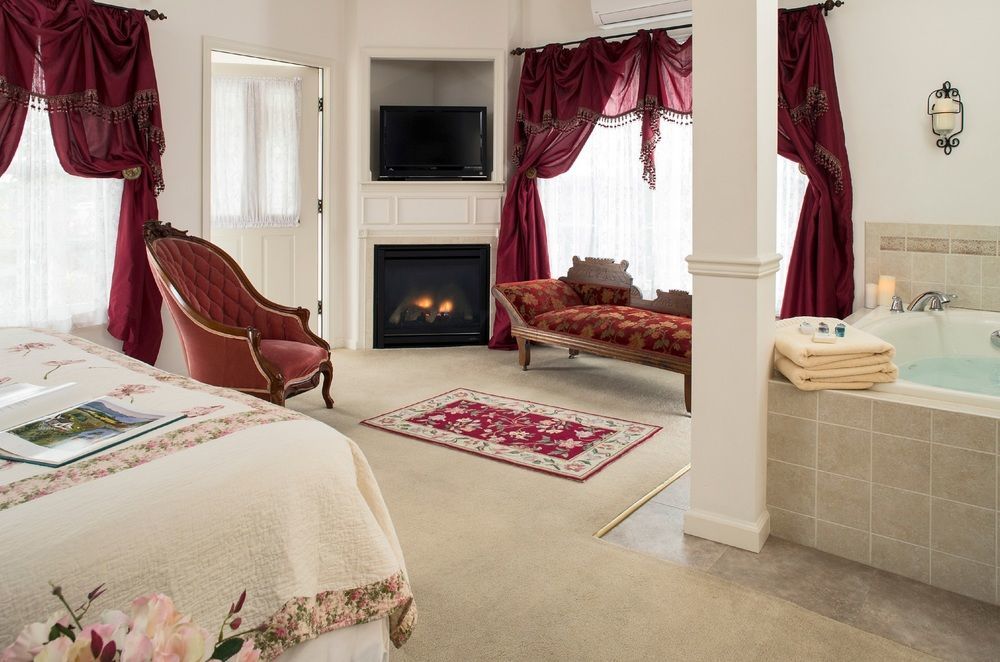 The At Westwynd Farm 4*